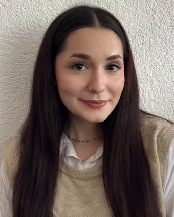 Frau Loredana Ugur (ausgebildete MPA)